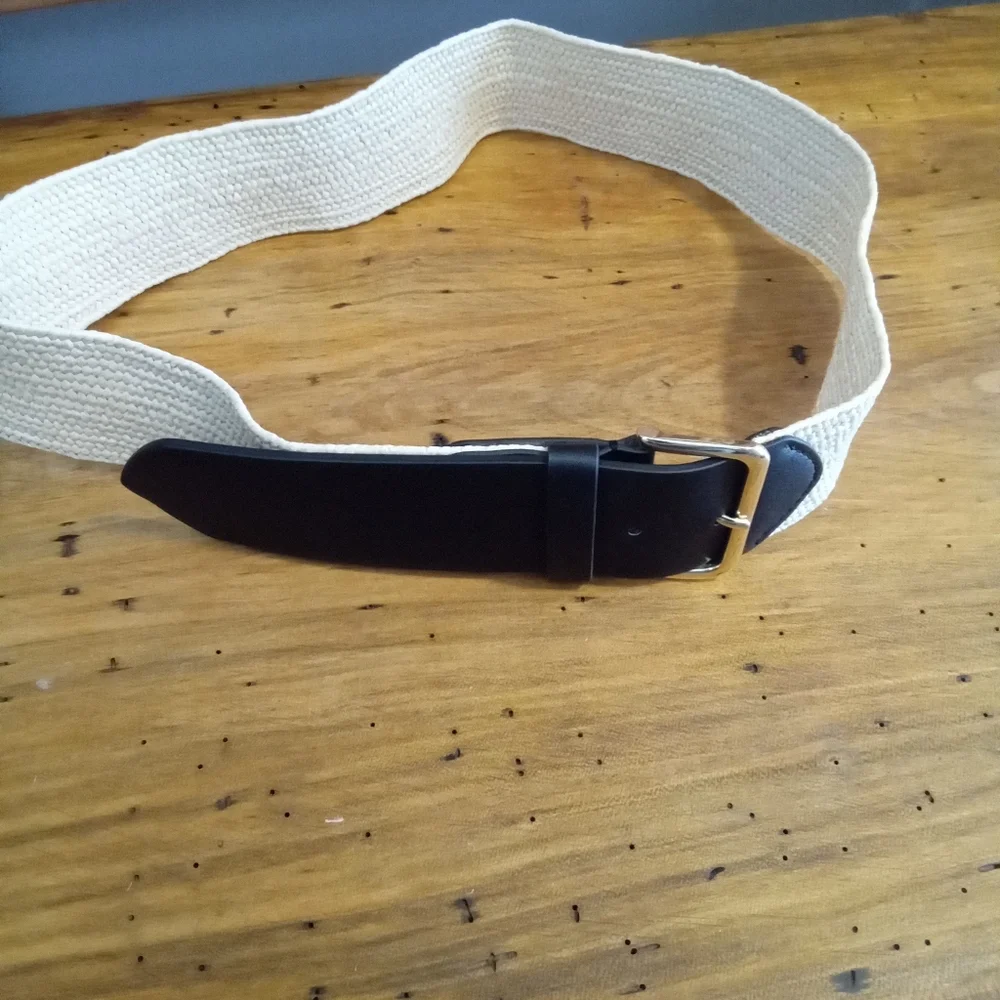 Stylish Black Faux Leather and Cream Woven Belt Sz L 34